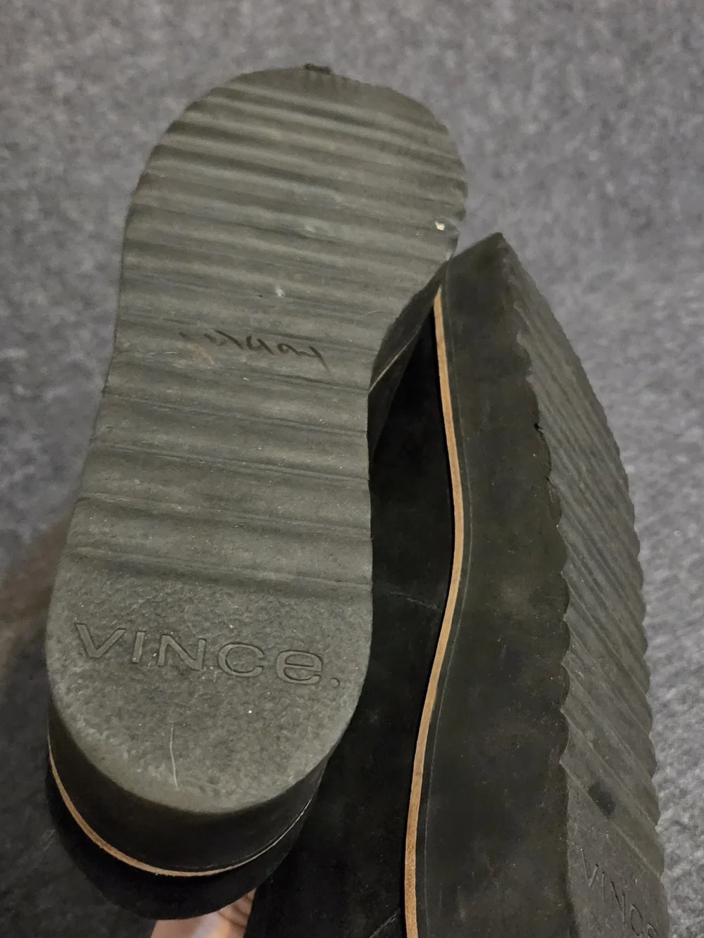 Vince Black Suede Platform Slip-On Loafers Sz 10 EUR 40